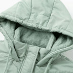 Détail de la doublure thermique de la parka épaisse femme