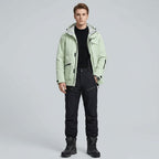 Veste de ski homme portee avec la salopette assortie